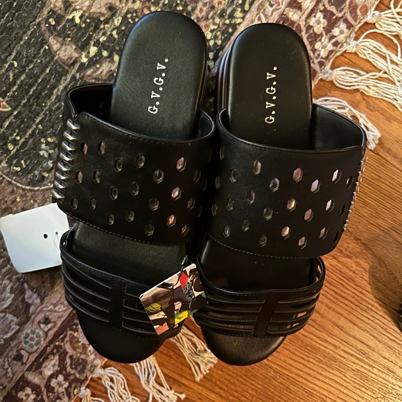Gvgv sandals - Picture 1 of 1